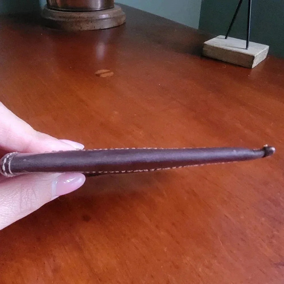 Coach Hamptons Embossed Stitched Signature Brown Leather Card Case with Keyring - Picture 7 of 14